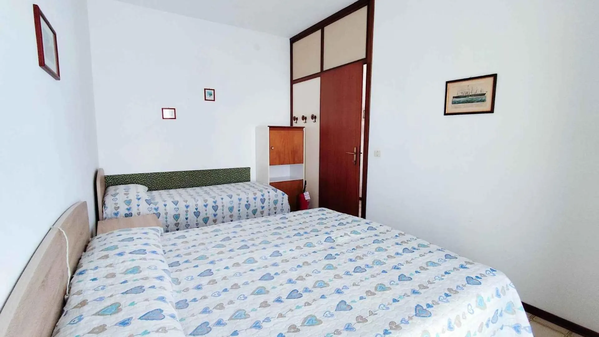 Apartment In Lido Di Jesolo 25174