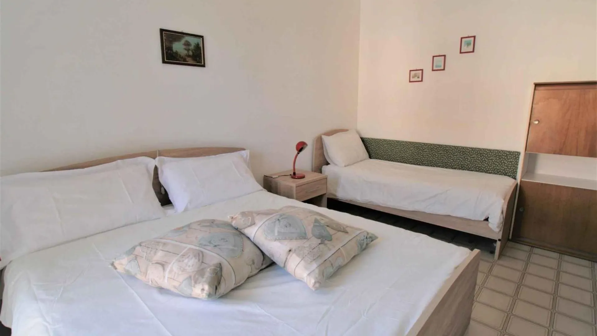 Apartment In Lido Di Jesolo 25174